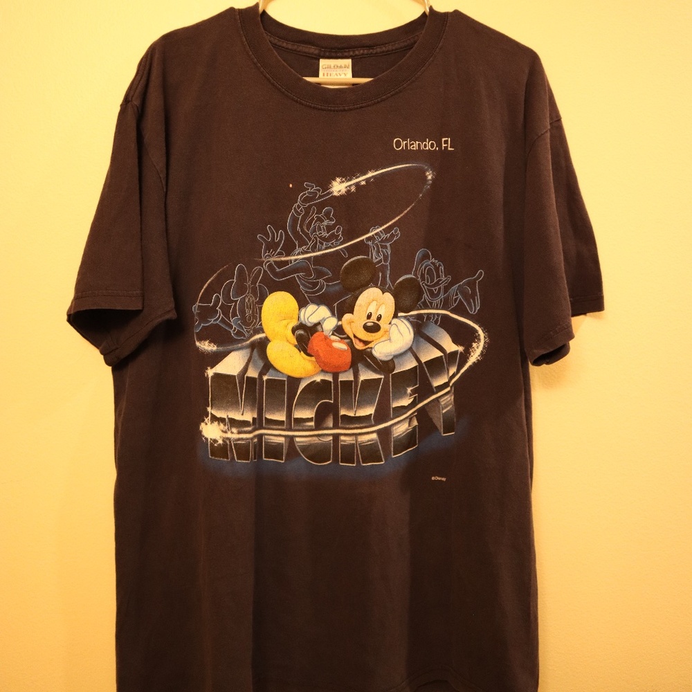 *VINTAGE* MICKEY MOUSE TEE LARGE - $30